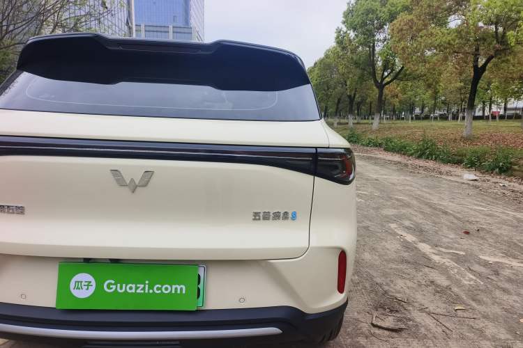 Used Wuling Bingo S 2025 Model 325km Deluxe Edition