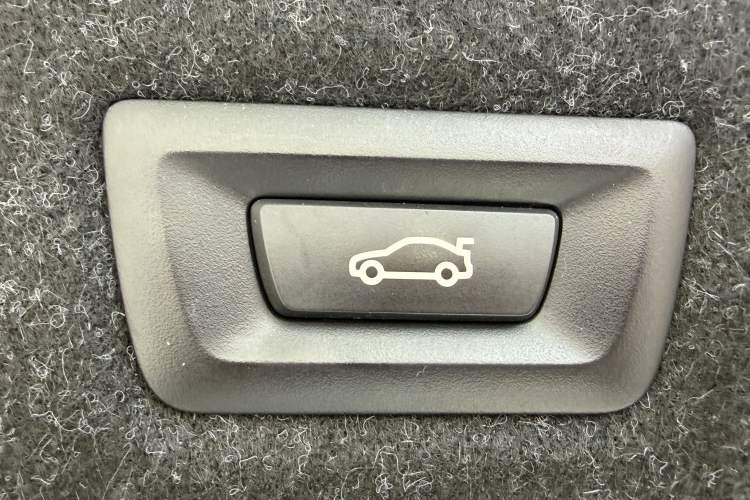 Used BMW 5 Series 2022 Second Facelift 525Li M Sport Package