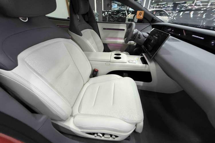 Used Avatr 06 2025 Pro Range-Extended Edition