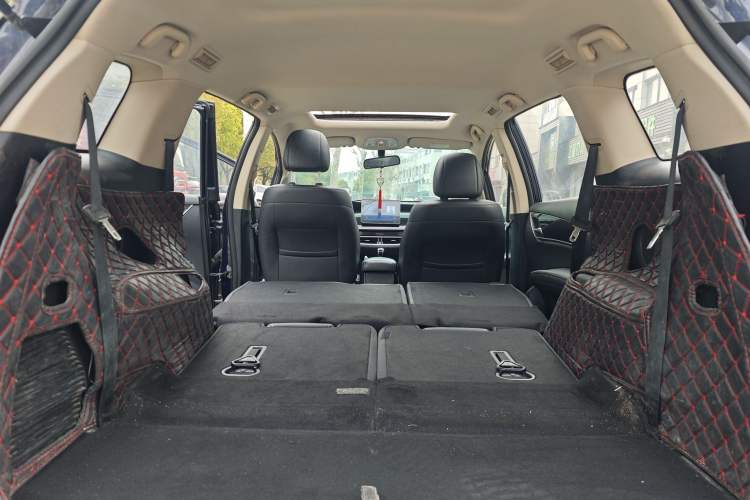 Used BYD Song MAX 2019 1.5T Manual Smart Connect Ruiyi Sunroof Model 7 Seats China VI Standard