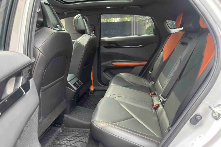 Used CHANGAN UNI-V 2022 1.5T Prestige Version Interior 5