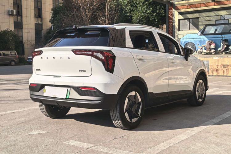 Used Geometry E Firefly 2024 401km Starlight