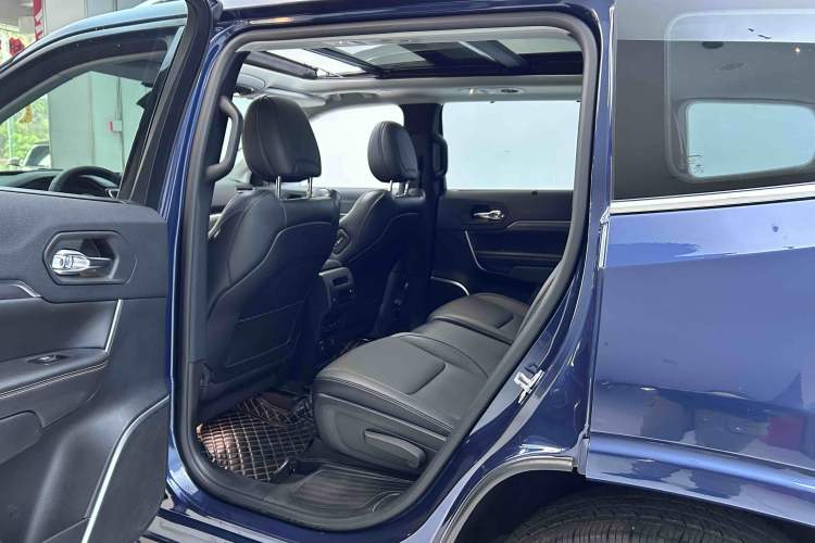 Used Jeep Grand Commander 2018 2.0T Four-Wheel Drive Smart Enjoyment Version China V Emission Standard