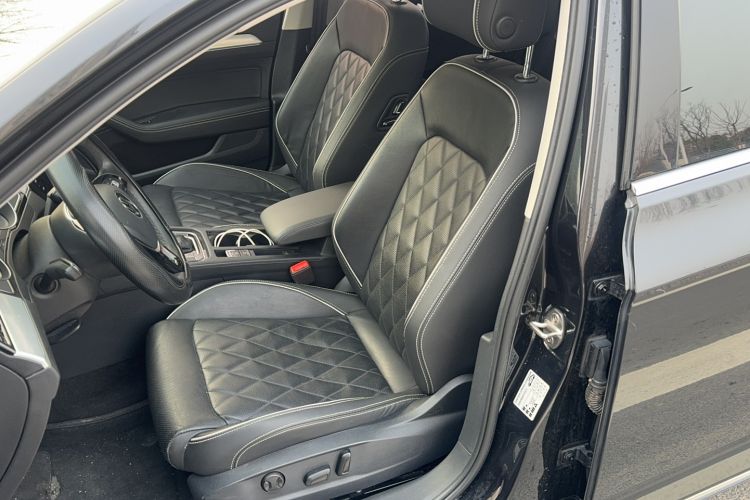 Used Volkswagen Magotan GTE Plug-in Hybrid 2020 GTE Luxury Model
