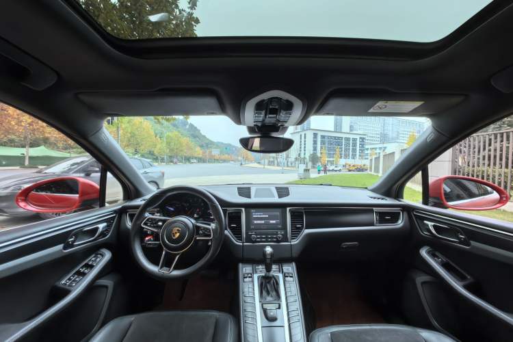 Used Porsche Macan 2016 Macan 2.0T