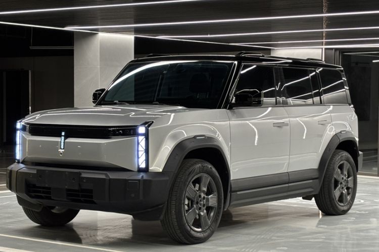 Used iCAR 03 2024 401km Two-Wheel Drive Standard Advanced Version