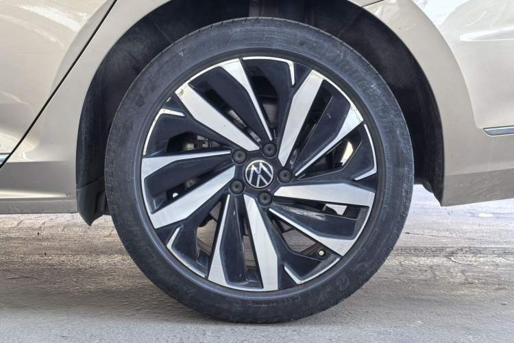 Used Volkswagen Passat 2022 330TSI Starry Elite Edition Custom Version