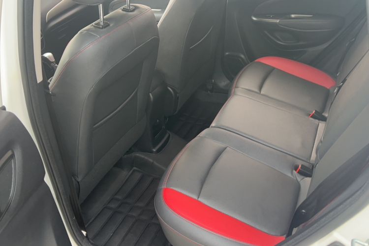 Used CHANGAN CS15 2017 1.5L Manual Luxury Sunroof Edition
