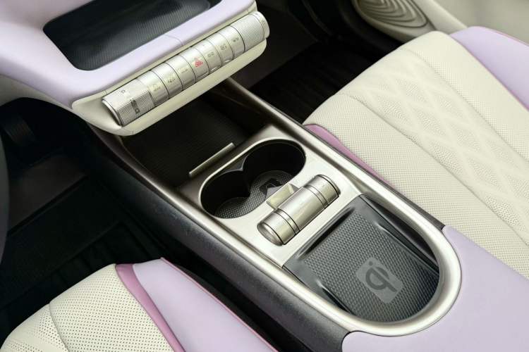 Used BYD Dolphin 2023 420 km Fashion Edition
