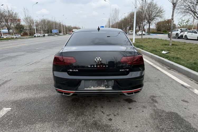 Used Volkswagen Magotan 2023 2 Million Units Limited Edition 330TSI DSG Leading Version Exterior 4