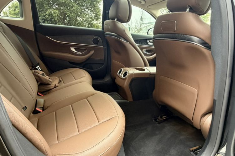 Used Mercedes-Benz E-Class 2018 Facelift E 200 L Sport Edition
