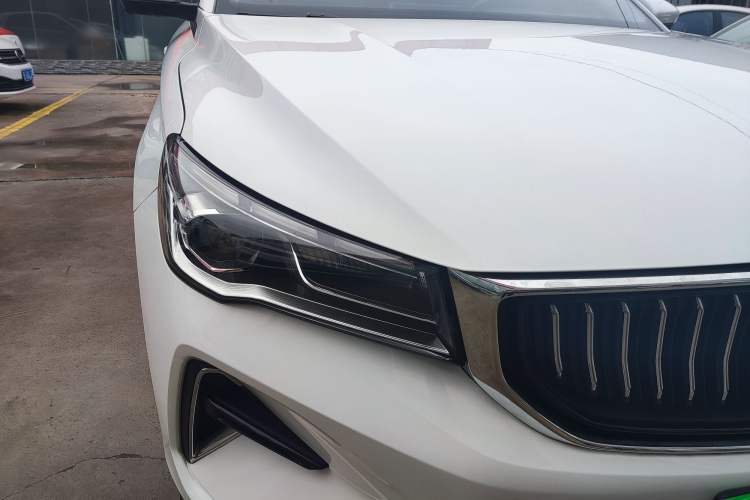 Used Geely Auto Emgrand 2022 4th Generation 1.5L CVT Flagship Model
