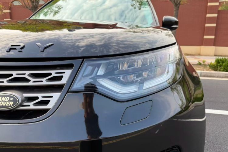 Used Land Rover Discovery 2018 3.0 SC V6 SE
