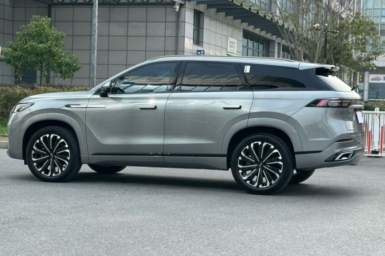 Used Chery Tiggo 9 2023 2.0T Dual-Clutch Two-Wheel Drive Luxury Edition 5 Seats