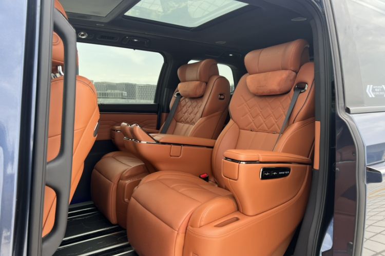 Used GAC Trumpchi Xiangwang M8 2025 Kunkun Series Ultra First-Class Cabin Interior 6