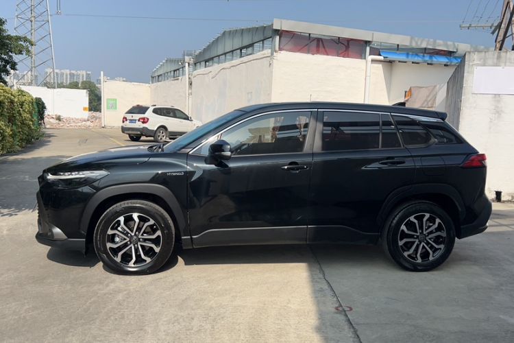 Used Toyota FRONTLANDER 2023 2.0L Smart Electric Hybrid Dual-Engine Luxury Edition Exterior 3