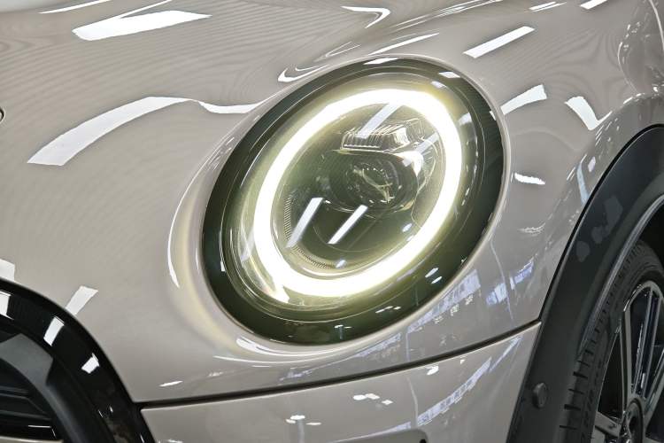 Used MINI MINI 2023 2.0T COOPER S Artist
