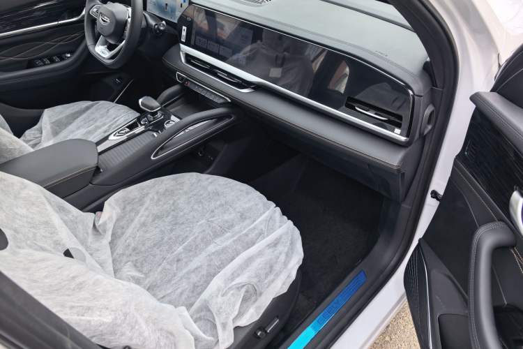 Used Geely Auto Monjaro L 2024 2.0TD DCT EVO Two-Wheel Drive Long-Range Version
