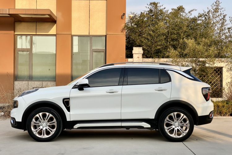 Used Lynk & Co 01 2017 2.0T Two-Wheel Drive Pro Edition
