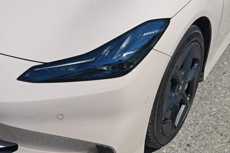 Used Hyptec GT 2024 Global Model 710 Ultra-High-Voltage LiDAR Edition
