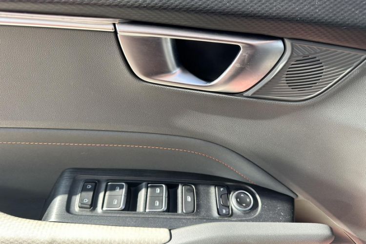 Used Baojun RC-6 2019 1.5T CVT 24-Hour Online Luxury Edition