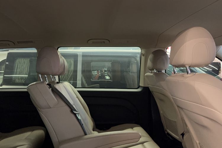 Used Mercedes-Benz Vito 2020 2.0T Elite Version 9 Seats
