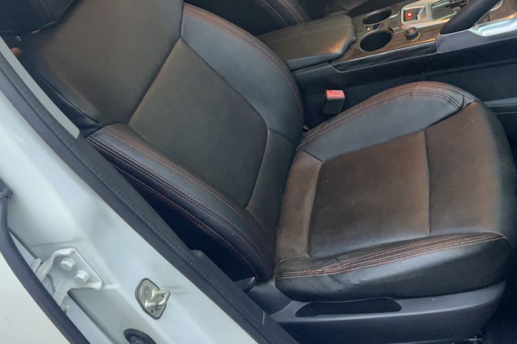 Used Peugeot 3008 2015 2.0L Automatic Classic Edition