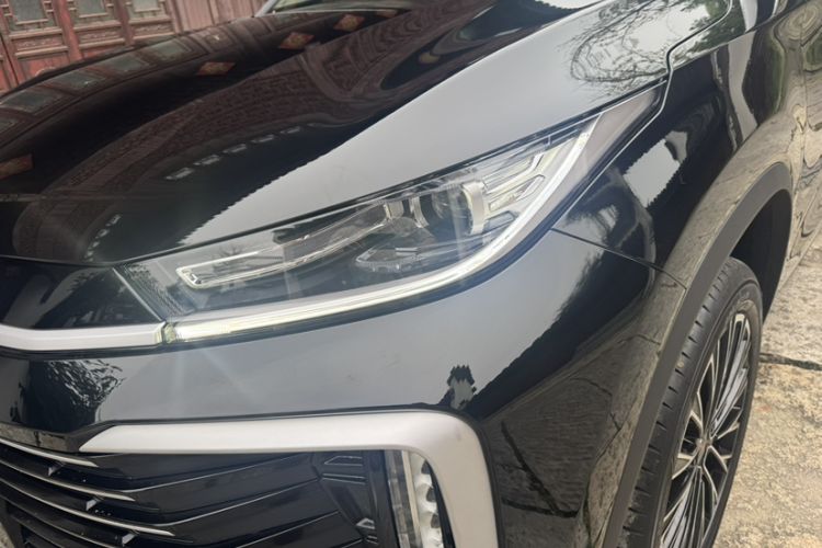 Used EXEED Lingyun 2025 300T Two-Wheel Drive Starry Edition