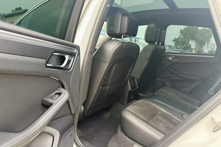 Used Porsche Macan 2017 Macan 2.0T