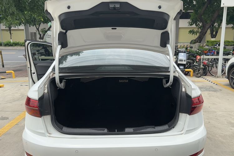 Used Volkswagen Sagitar 2020 280TSI DSG Comfort Version China VI Standard Trunk