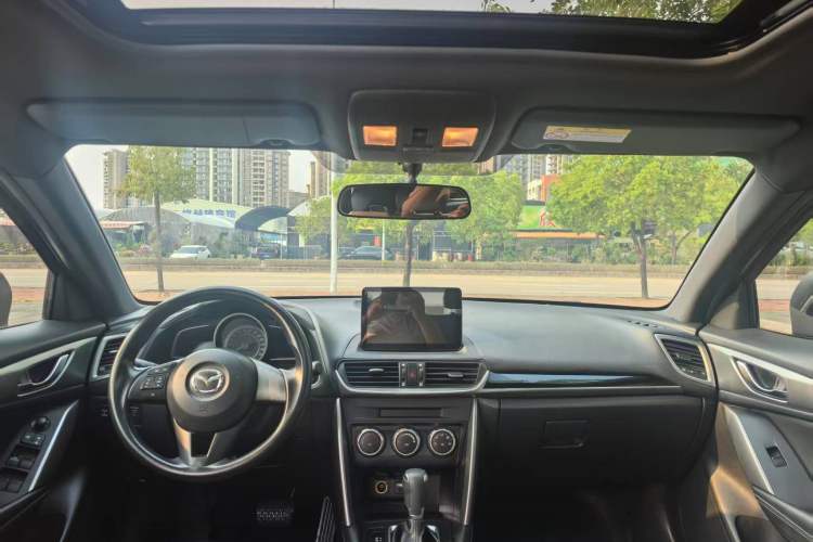Used Mazda CX-4 2016 2.0L Automatic 2WD Blue Sky Dynamic Edition