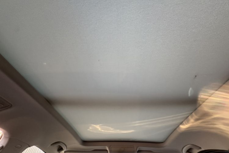 Used Volkswagen Tiguan L 2021 330TSI Automatic Two-Wheel Drive R-Line Flagship Edition
