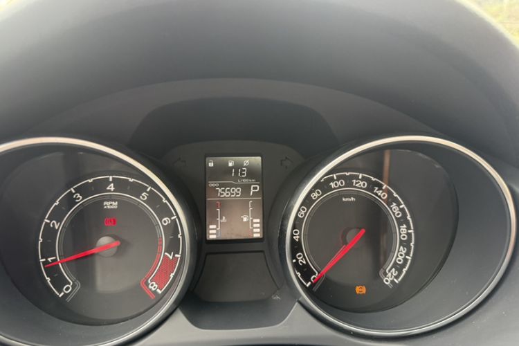 Used MG GT 2016 1.5T Automatic Value-Added Luxury Edition Odometer Close Up