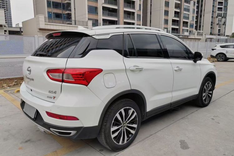 Used GAC Trumpchi GS4 2017 235T Automatic Two-Wheel Drive Luxury Smart Connectivity Version Exterior 4