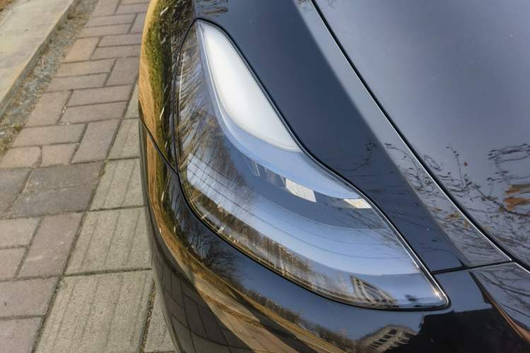 Used Tesla Model Y 2021 Standard Range Rear-Wheel Drive Version
