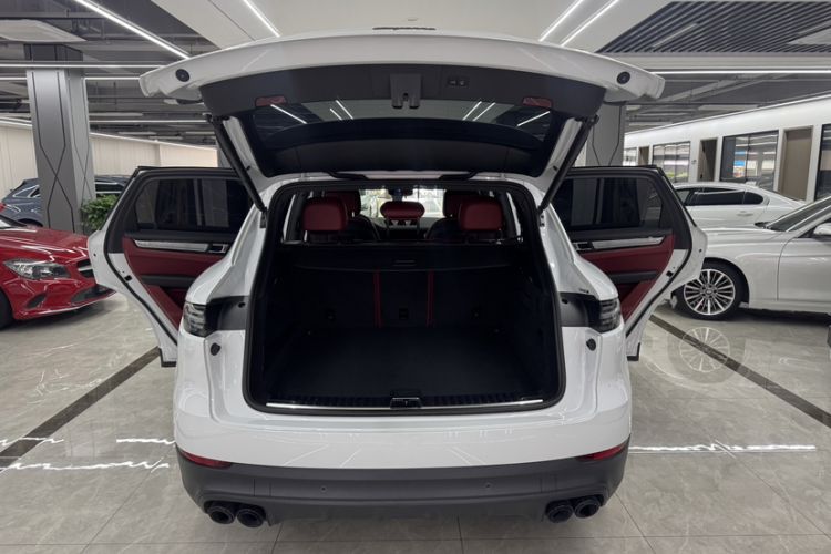 Used Porsche Cayenne 2023 Cayenne 3.0T Platinum Edition
