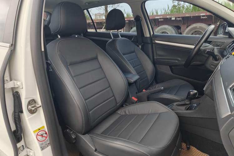 Used Volkswagen Gran Lavida 2017 230TSI DSG Comfort Edition Right Front Seat