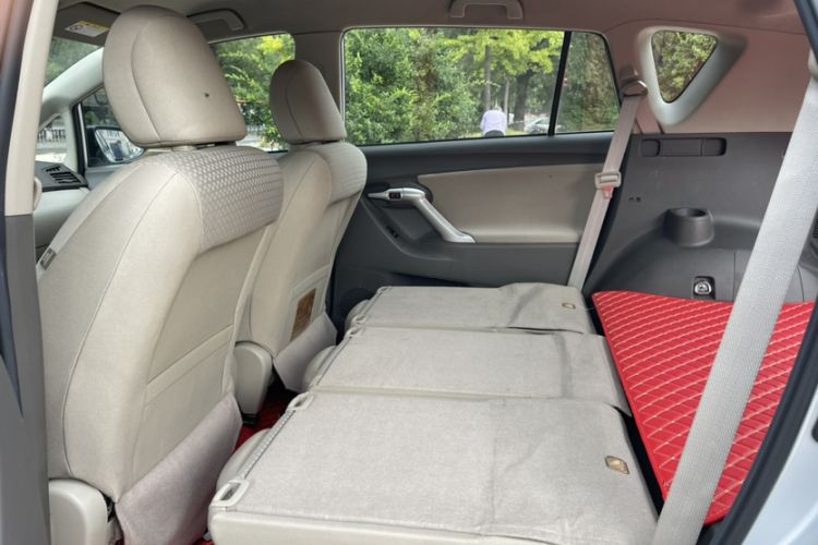 Used Toyota Verso 2014 Starlight 180E CVT Elite Edition