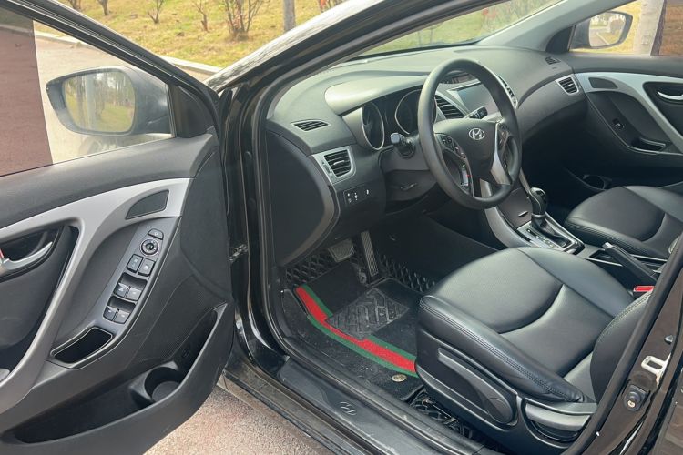Used Hyundai Elantra (5th Generation / Langdong) 2016 1.6L Automatic Prestige Model Driver Seat
