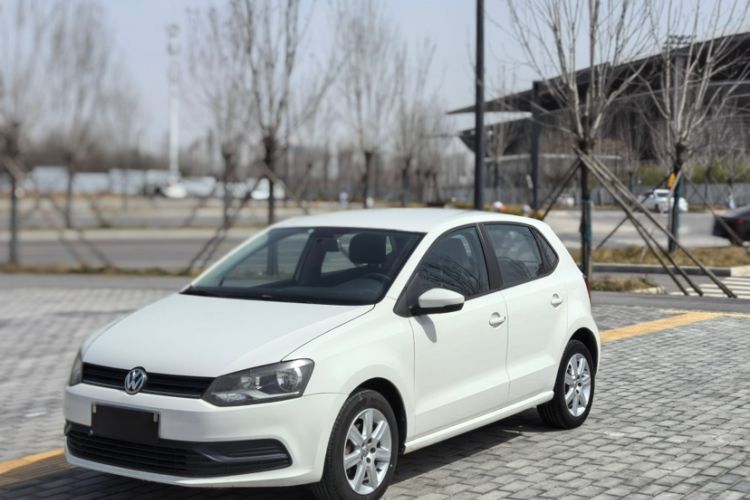 Used Volkswagen Polo 2014 1.4L Manual Fashion Edition
