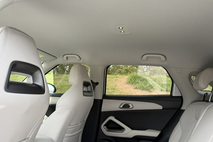 Used BYD Yuan UP 2024 401 km Active Version Headliner