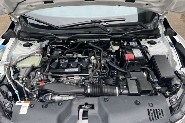 Used Honda Civic 2016 220TURBO CVT Luxury Edition
