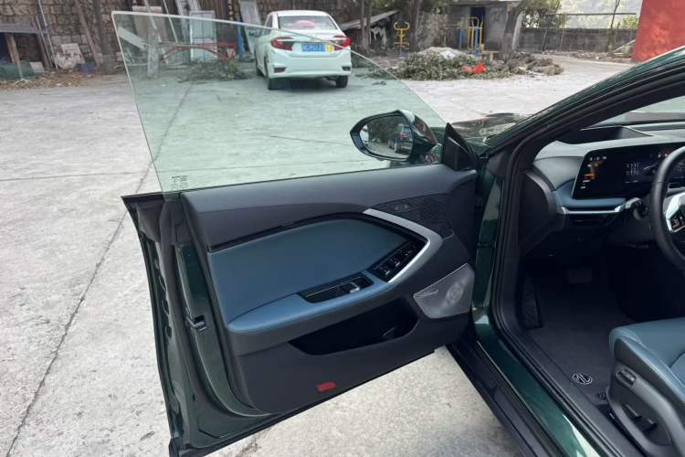 Used MG 7 2025 2.0T Trophy+ Super Intelligent Driving Edition
