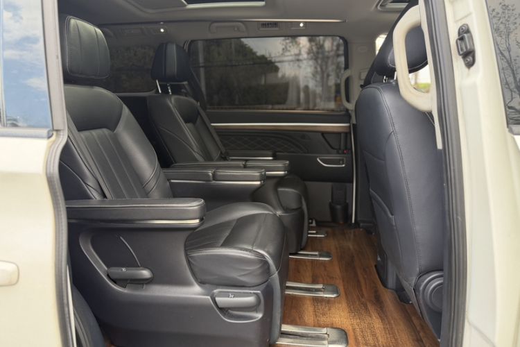 Used GAC Trumpchi M8 2020 390T Deluxe Edition Interior 2