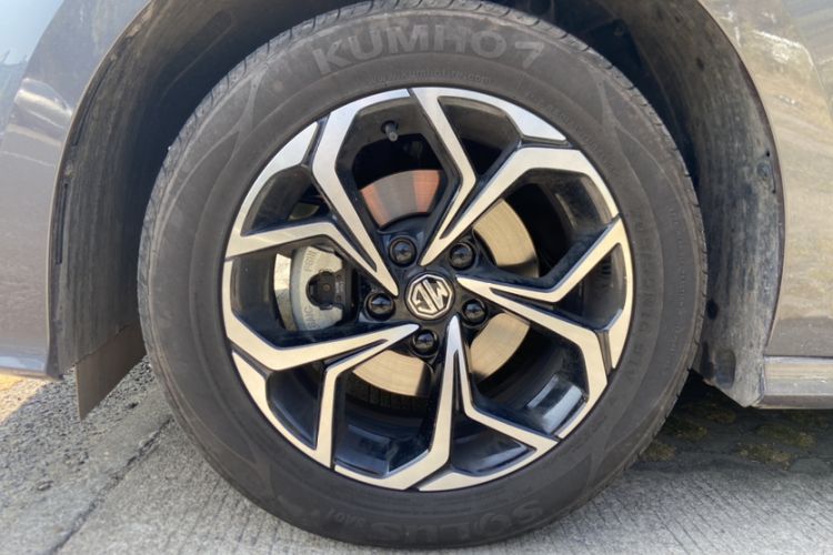 Used MG 5 2023 180 DVVT Manual Fashion Edition
