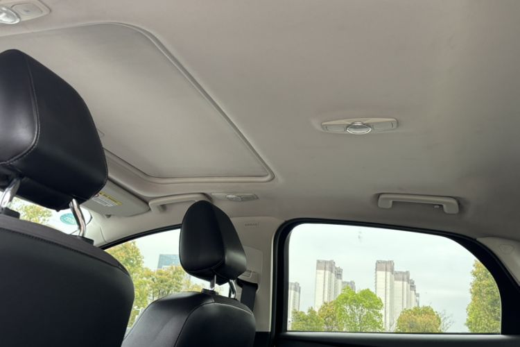 Used Ford Focus 2015 Sedan 1.6L Automatic Trend Model Headliner