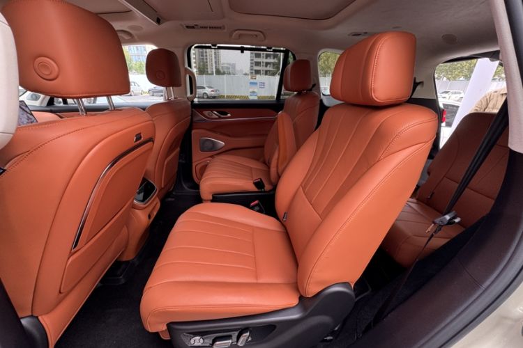 Used Wey Lanshan 2025 Four-Wheel Drive Max