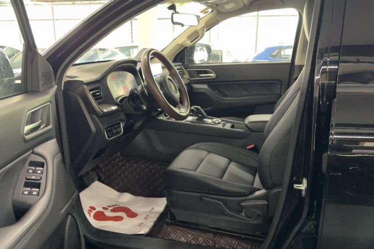 Used Great Wall Poer 2023 2.0T Commercial Version Automatic Diesel Two-Wheel Drive Elite Trim with Long Bed – GW4D20M Interior 1