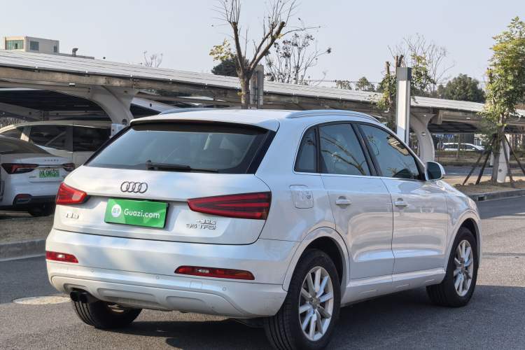 Used Audi Q3 2015 35 TFSI Ambition Edition
