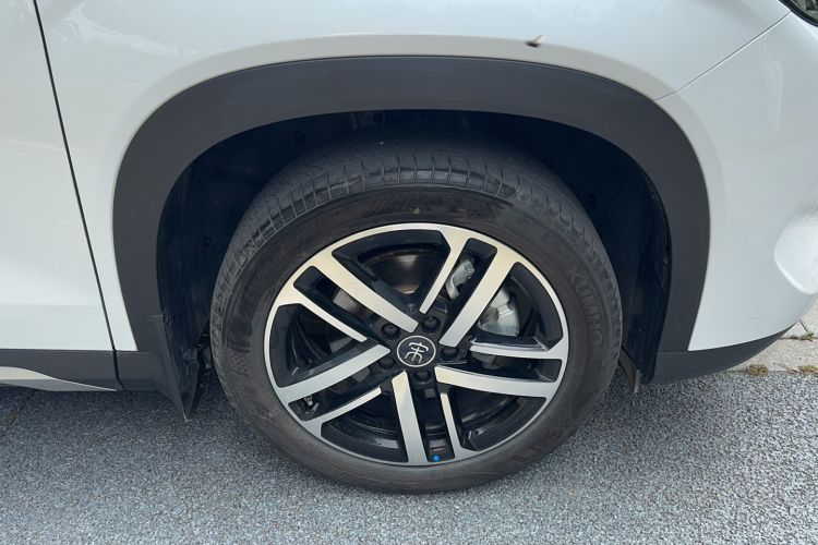 Used BYD Song L DM-i 2024 112 km Leading Edition Exterior 5